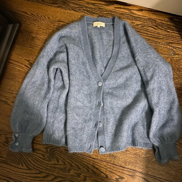 Sezane Sweaters - Sezane Mia cardigan in cornflower blue size small
